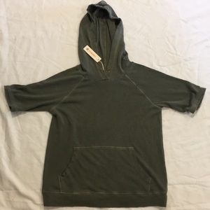 Sundry short sleeve hoodie size 1